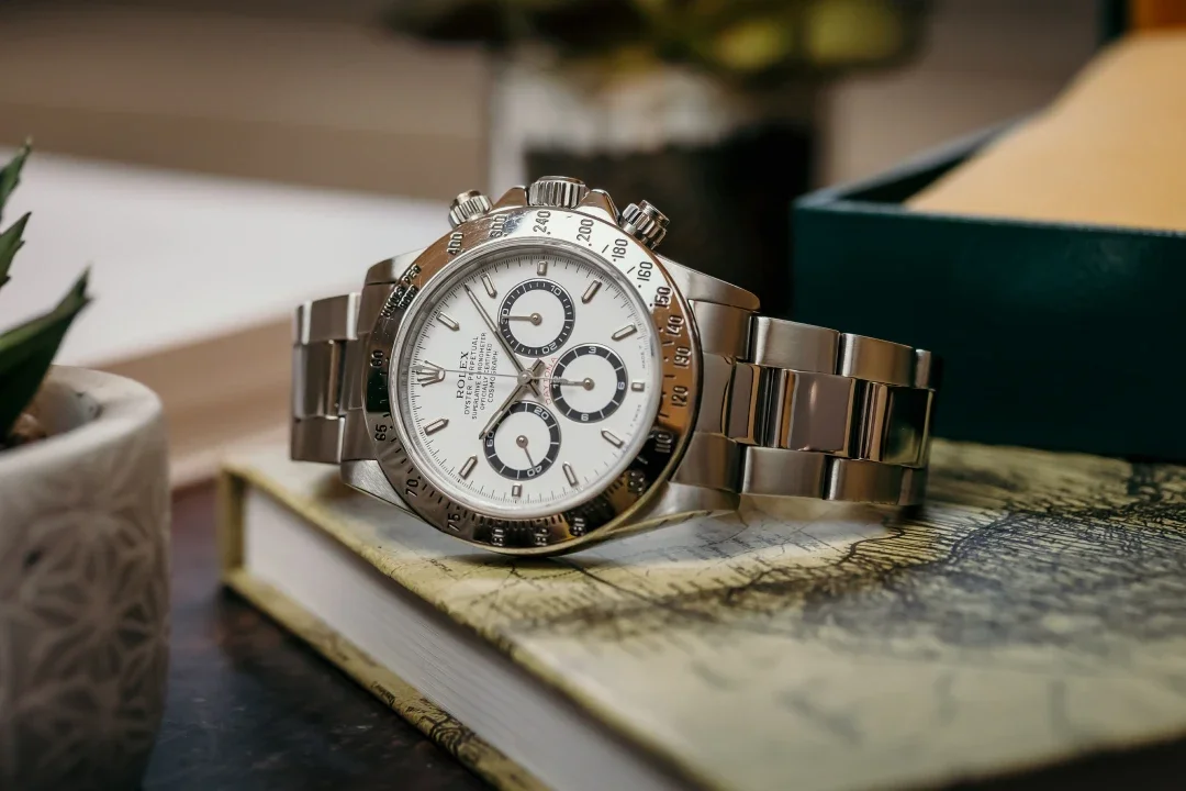 Iconic Timepieces: Exploring Rolex Collections Online